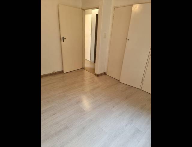 2 BEDROOM PROPERTY TO RENT IN BEDFORD GARDENS